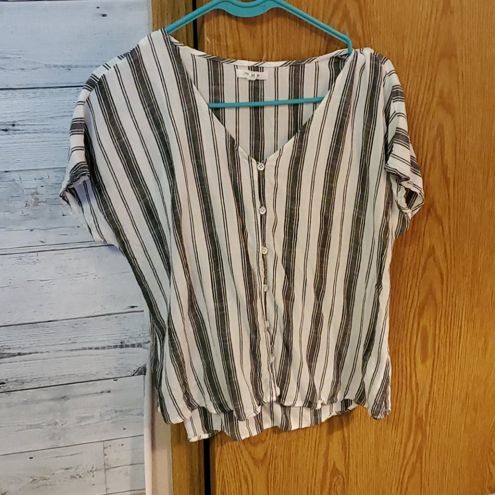 Maurices size M